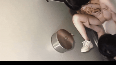 공공장소 화장실에서 뭐하십니까 [쇼츠야동,섹트야동,국산야동,혼딸야동]